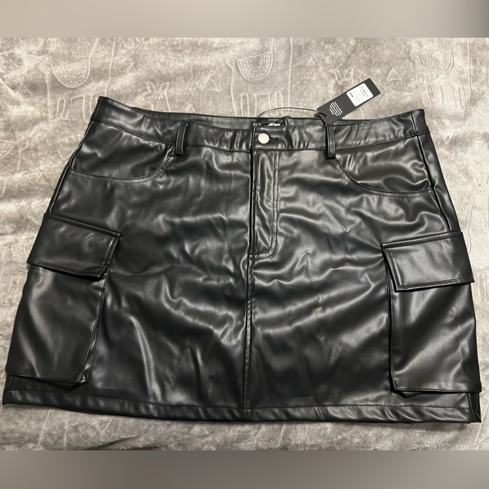 Black skirt